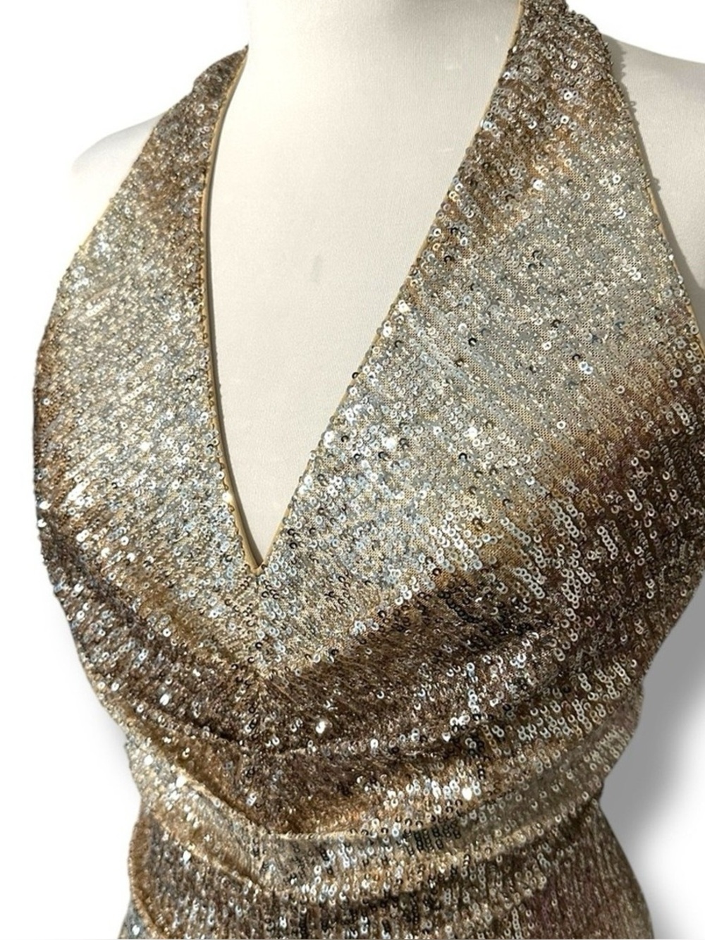 EUC- Badgley Mischka designer Gold Asymmetrical prom formal sequin Dress size 0 - Picture 2 of 10